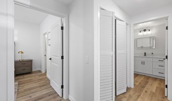 3581 Cameo Dr, Oceanside, CA 92056