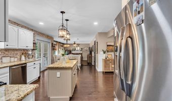 382 Wheaton Ave, Bayville, NJ 08721