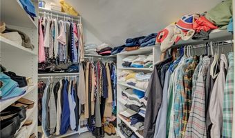 499 Seven Mile Rd, Cranston, RI 02831
