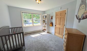 99 Yankee Ave, Bangor, ME 04401