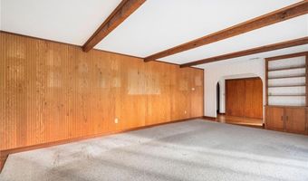 141 Peckham Rd, Little Compton, RI 02837