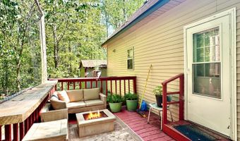 101 Peregrine Rise Dr, Big Sandy, TN 38221