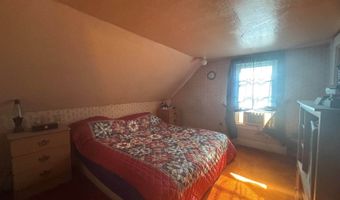 121 Main Rd, Abbot, ME 04406