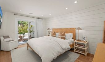 365 Shoemaker Ln, Solana Beach, CA 92075