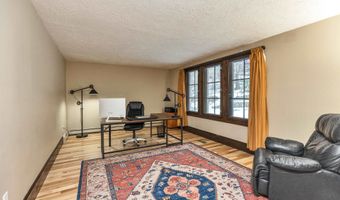 107 Fresh Pond Ln, Brookline, NH 03033