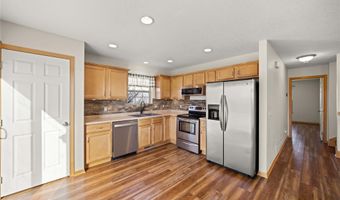 2115 SW Sugarberry Ct, Ankeny, IA 50023
