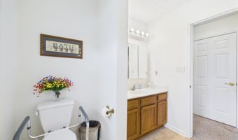 1108 Northfield Ln, Anderson, IN 46011