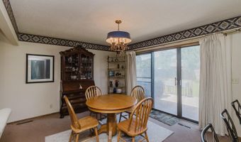924 W Cedarwood Ct, Andover, KS 67002
