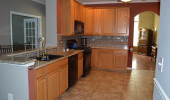 10 Fenwick Ln, Barnegat, NJ 08005