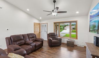 400 Mourning Dove Ct, Arena, WI 53503