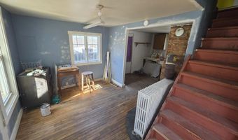3 Waterville Rd, Belfast, ME 04915