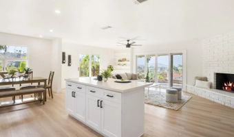 9484-86 La Cuesta Dr, La Mesa, CA 91941