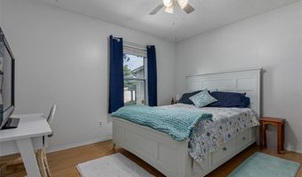 237 Valleyoak Ct, Ballwin, MO 63021