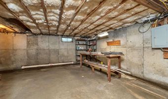 1 Woodland Cir, Bow, NH 03304