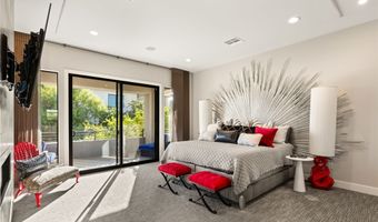 43 Grey Feather Dr, Las Vegas, NV 89135