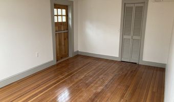 30 Bradford St, Bristol, RI 02809