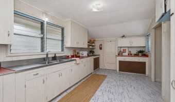 3433 Ginger St, Honolulu, HI 96816