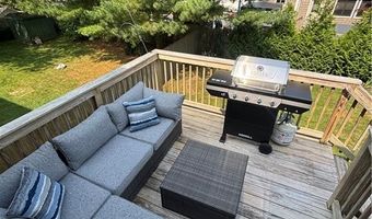 86 Inkberry Trl, Narragansett, RI 02882