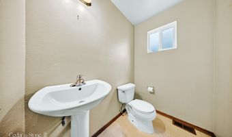 3130 Bridle Ln, Anchorage, AK 99517