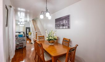 922 PEAR St, Reading, PA 19601