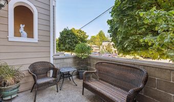 12260 SW 2ND St, Beaverton, OR 97005