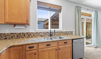 12800 JOYS Dr, Oregon City, OR 97045