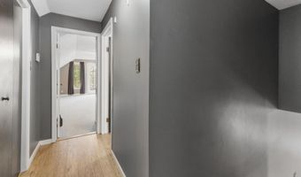 74 Muncy Ln, Ashland, KY 41102
