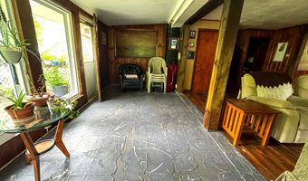 118 Foster Dr, Bennington, VT 05201