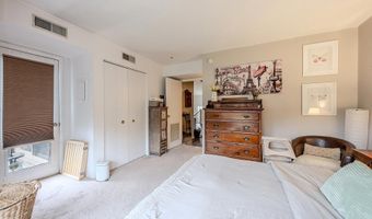 20- J SANDSTONE Ct, Annapolis, MD 21403