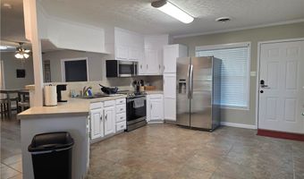 325 S Saunders St S, Aransas Pass, TX 78336