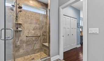 777 W Fairway Dr, Addison, IL 60101