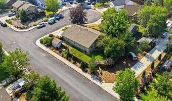 62815 Snowcap Ct, Bend, OR 97701
