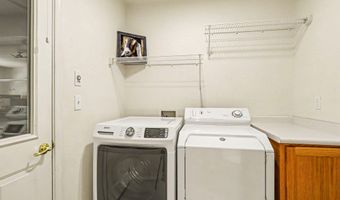 426 Parkside Dr, Ashland, OR 97520