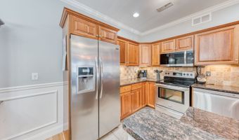 95 S Ridge Ln E102, Berlin, CT 06037