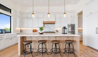 3855 Royal Manor Pl, Santa Rosa, CA 95404