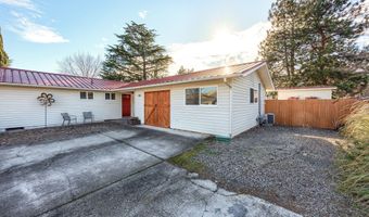 360 Oxford St, Ashland, OR 97520