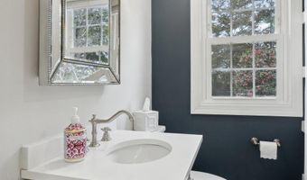 134 S HOMELAND Ave, Annapolis, MD 21401