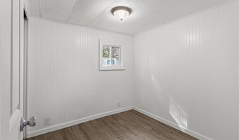 17 Park Ln, Coventry, RI 02816