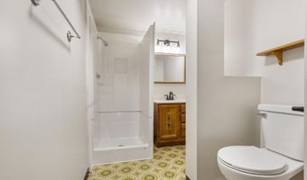 1726 SW 9th Ave, Aberdeen, SD 57401