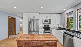 114 Claremont Dr, Albrightsville, PA 18210