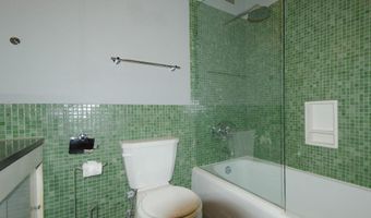 4000 N CHARLES St 706, Baltimore, MD 21218