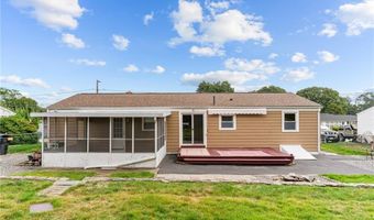 11 Red Robin Rd, Cranston, RI 02920