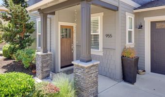 955 Overlook Dr, Ashland, OR 97520