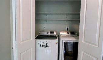 15 Old Oak Dr 15, Brookfield, CT 06804