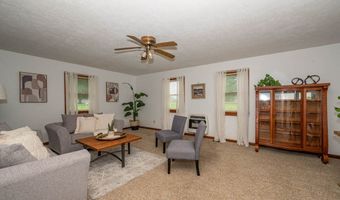 11441 Taylor St NE, Alliance, OH 44601