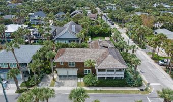 698 BEACH Ave, Atlantic Beach, FL 32233