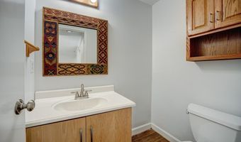 522 Tumbling Hawk 522, Acton, MA 01718
