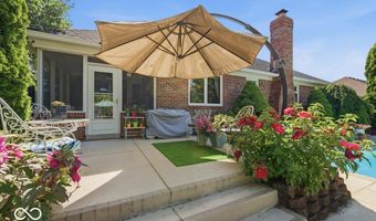 1094 Brookway Dr, Avon, IN 46123