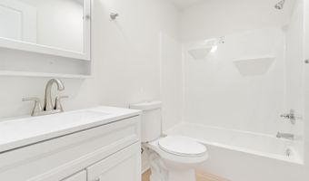 403 Lillian St, Avilla, IN 46710