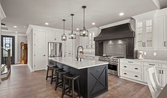 131 Woodford Dr, Adams Twp., PA 16033